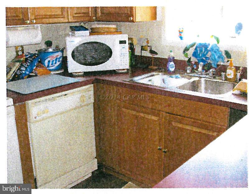 115 Jamestown Road, Unit D Ocean City, MD 21842 - Photo 4 of 9 Gallery Image 4