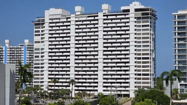 $4,100 | 936 Intracoastal Drive, Unit 7B, Fort Lauderdale, FL 33304