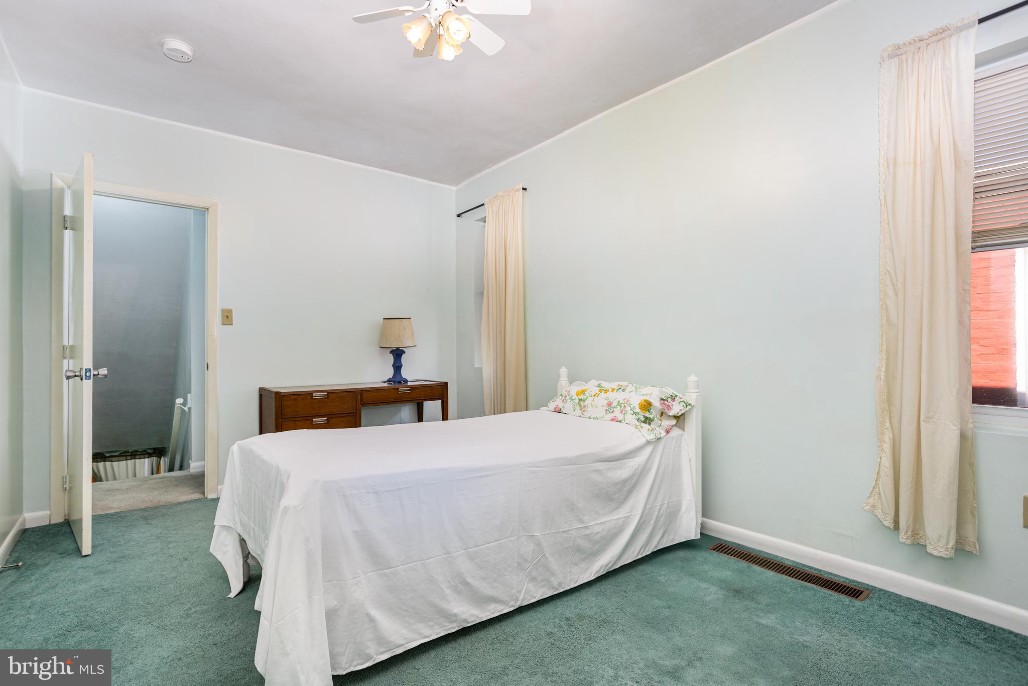 529 Thomas Street York, PA 17404 - Photo 14 of 37