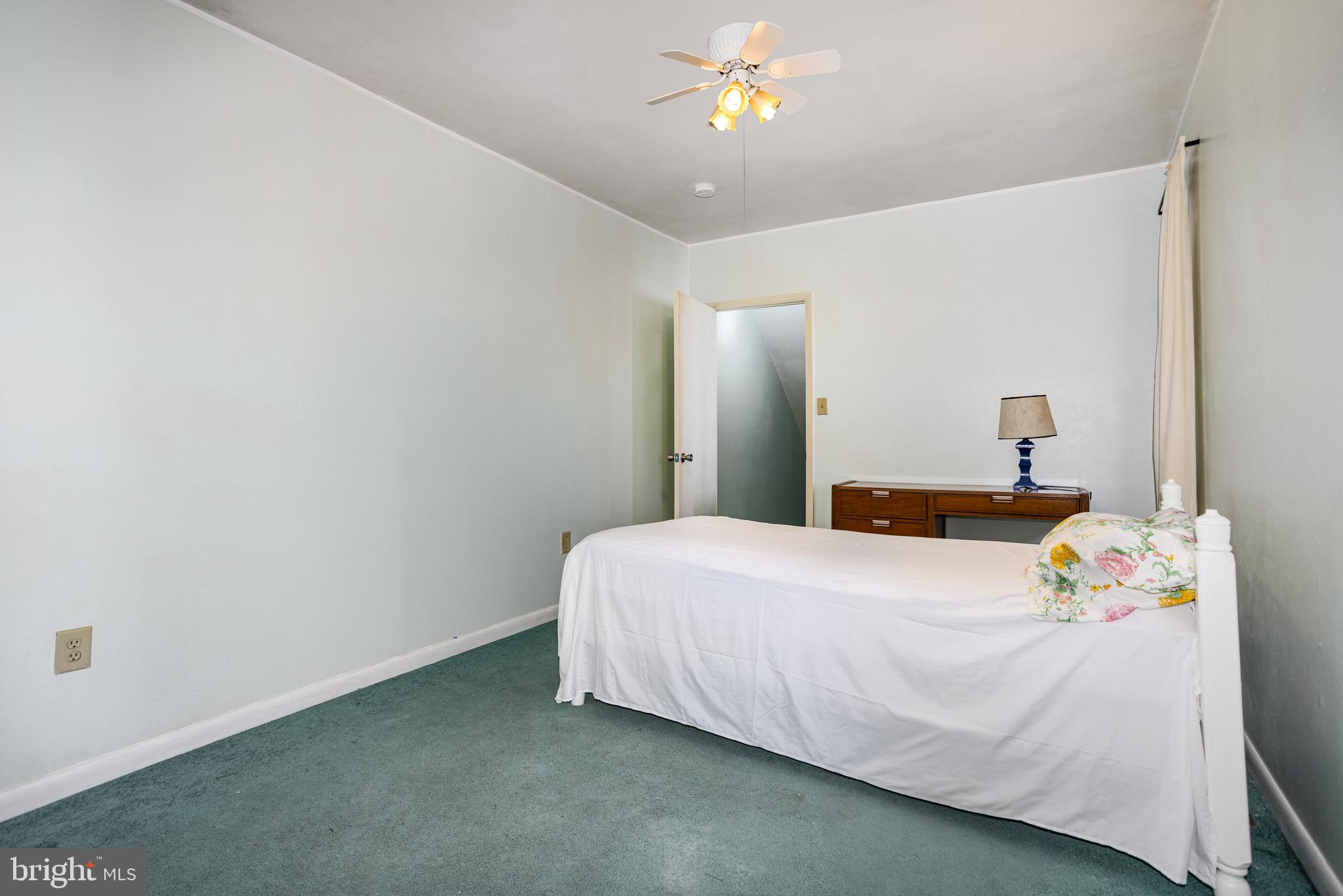 529 Thomas Street York, PA 17404 - Photo 24 of 37