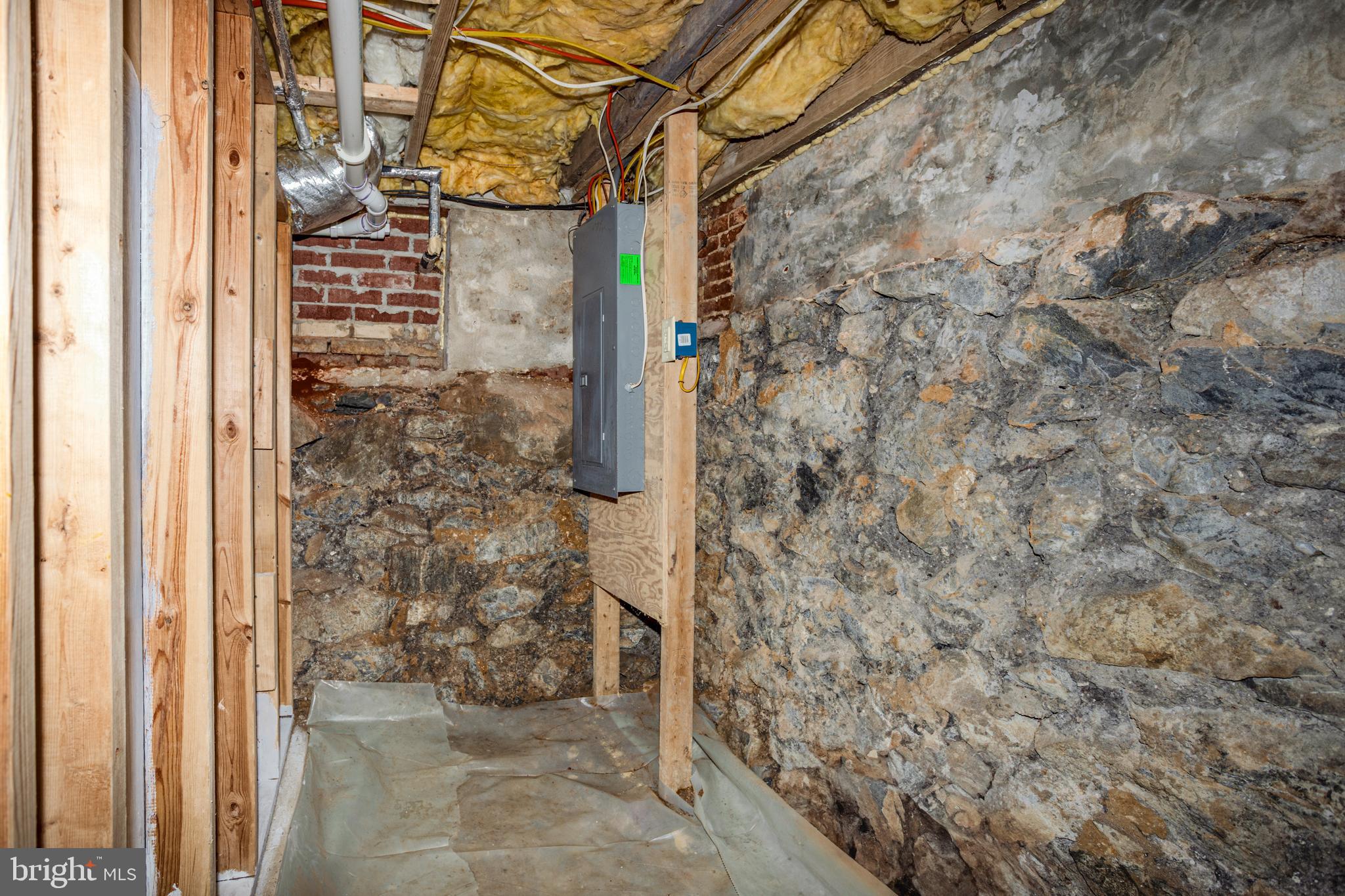 529 Thomas Street York, PA 17404 - Photo 28 of 37