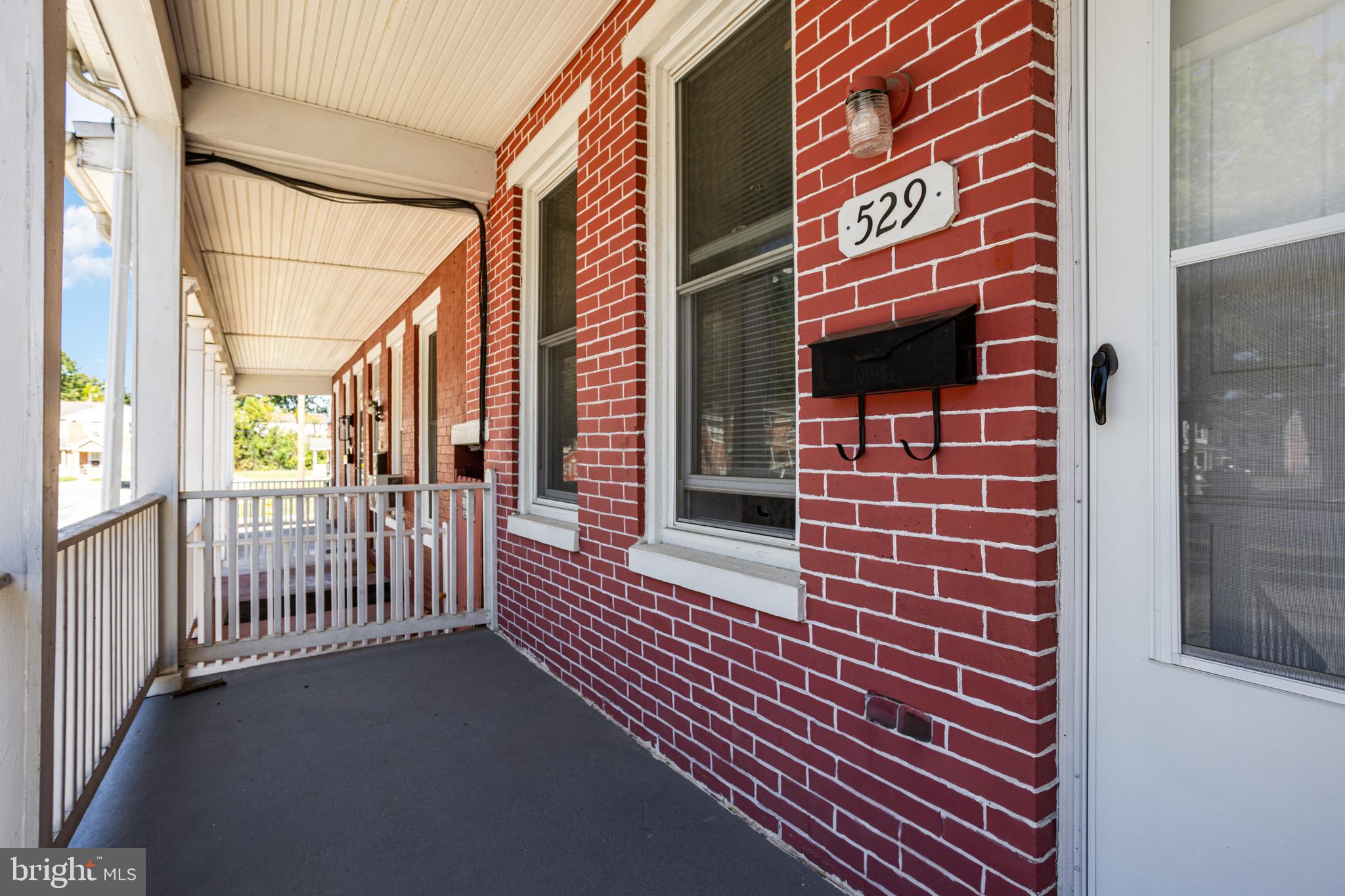 529 Thomas Street York, PA 17404 - Photo 6 of 37