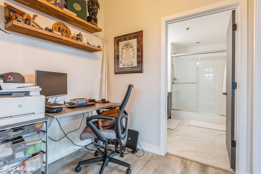 6 South Laflin Street, Unit 506 Chicago, IL 60607 - Photo 13 of 15