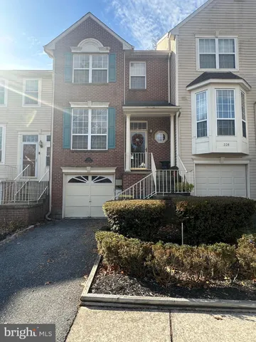 $440,000 | 226 Cayman Court, Wilmington, DE 19808
