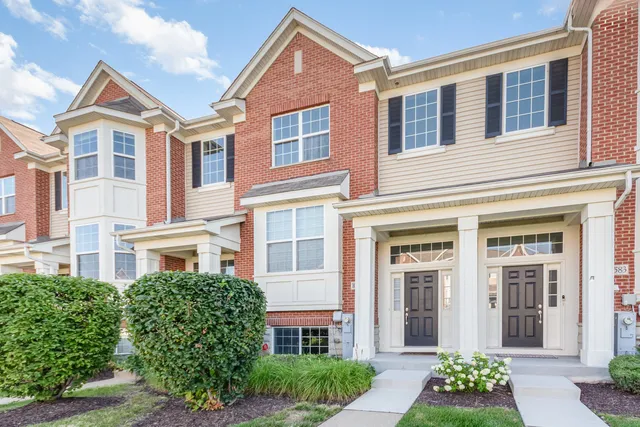 $359,900 | 10587 West 154th Place, Orland Park, IL 60462