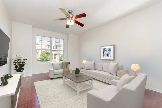 $359,900 | 10587 West 154th Place, Orland Park, IL 60462