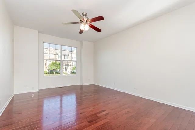 $359,900 | 10587 West 154th Place, Orland Park, IL 60462