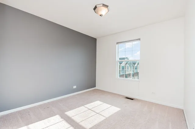 $359,900 | 10587 West 154th Place, Orland Park, IL 60462