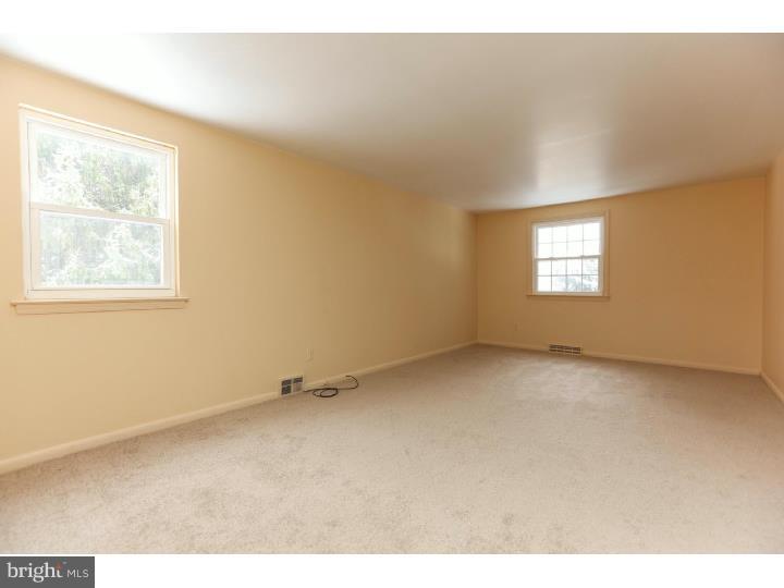 1648 Jarrettown Road Dresher, PA 19025 - Photo 12 of 18 Gallery Image 12