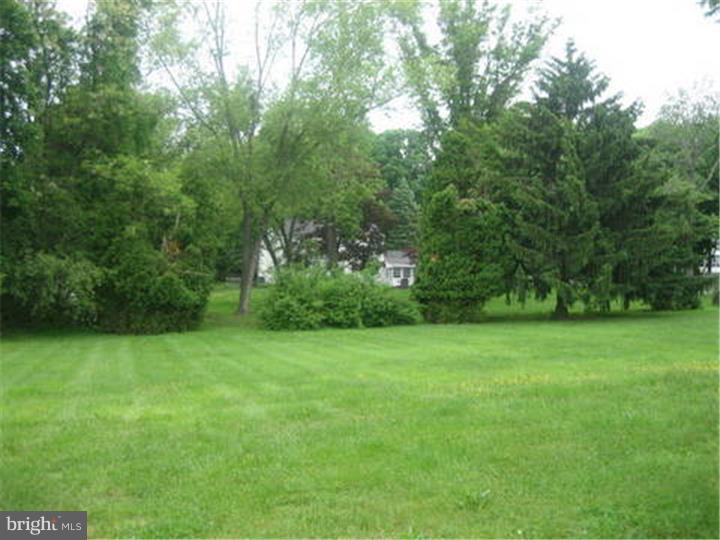 1648 Jarrettown Road Dresher, PA 19025 - Photo 16 of 18 Gallery Image 16