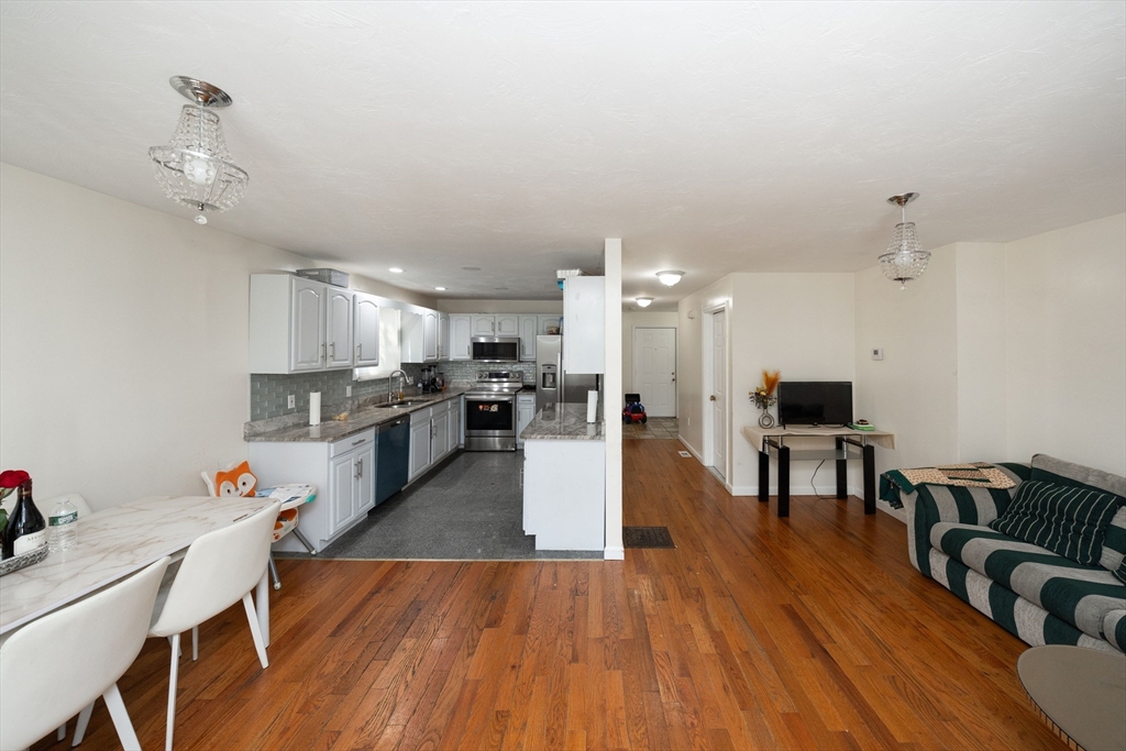 35 Houghton Street Worcester, MA 01604 - Photo 14 of 25