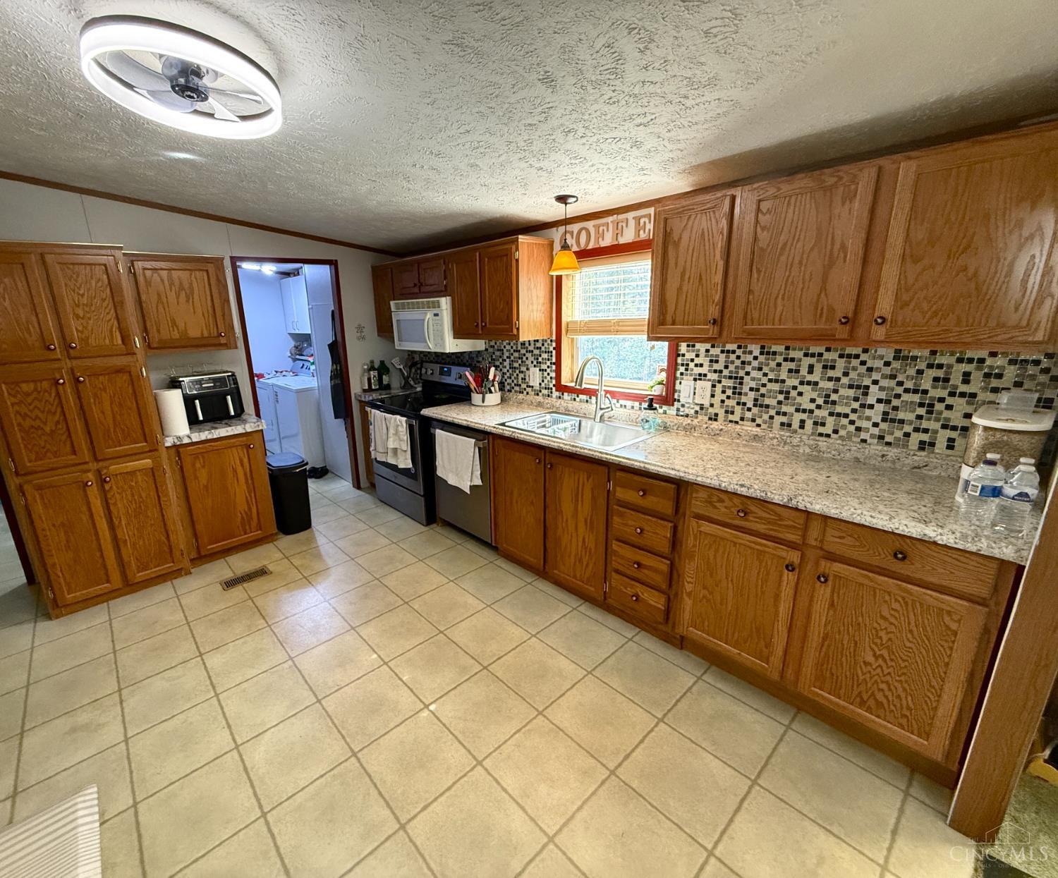 4145 West Fork Ridge Drive Batavia, OH 45103 - Photo 11 of 24