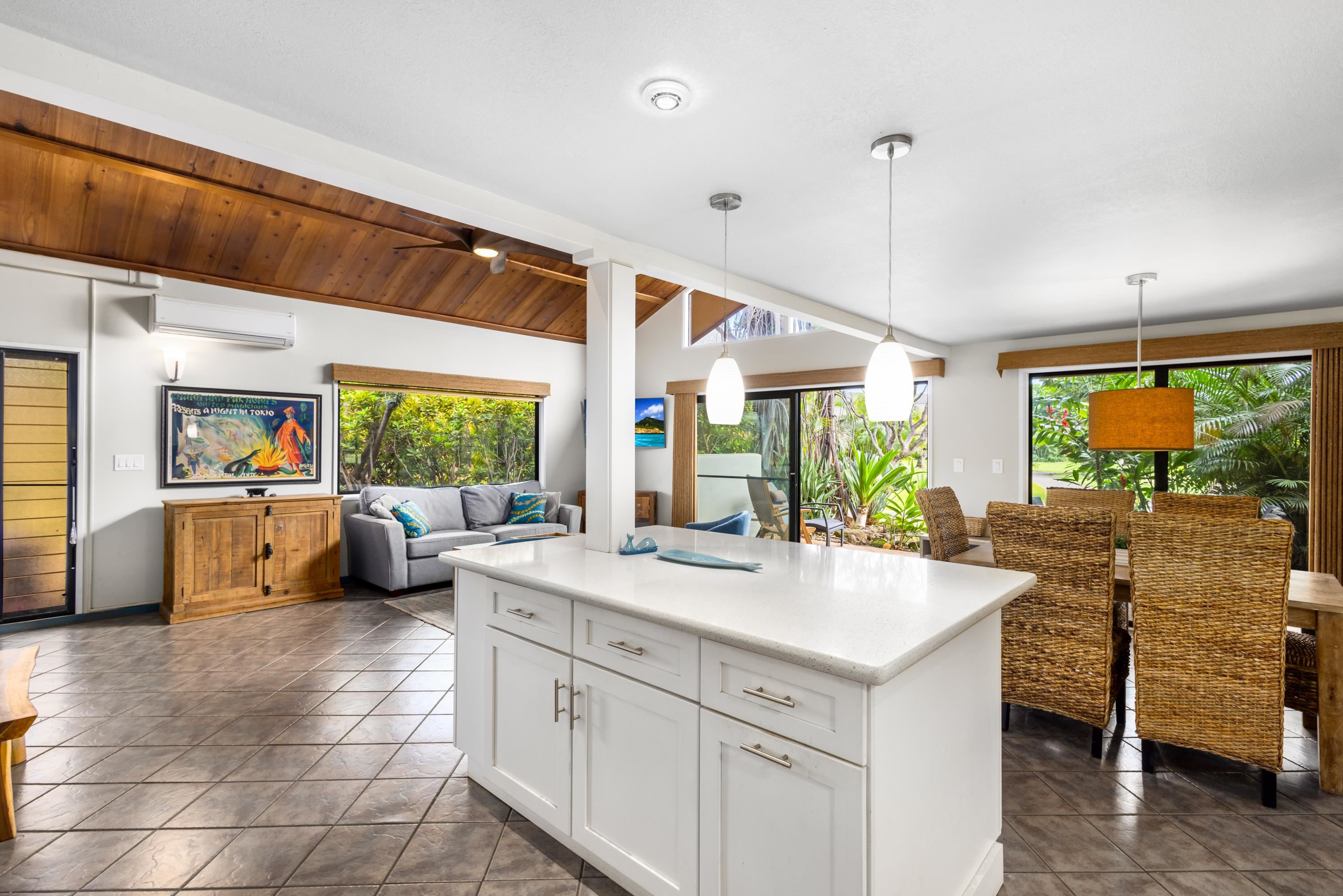 811 South Kihei Road, Unit 2F Kihei, HI 96753 - Photo 4 of 50