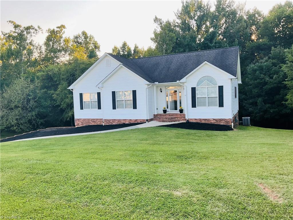 216 Winding Creek Road Mocksville, NC 27028 - Photo 2 of 35