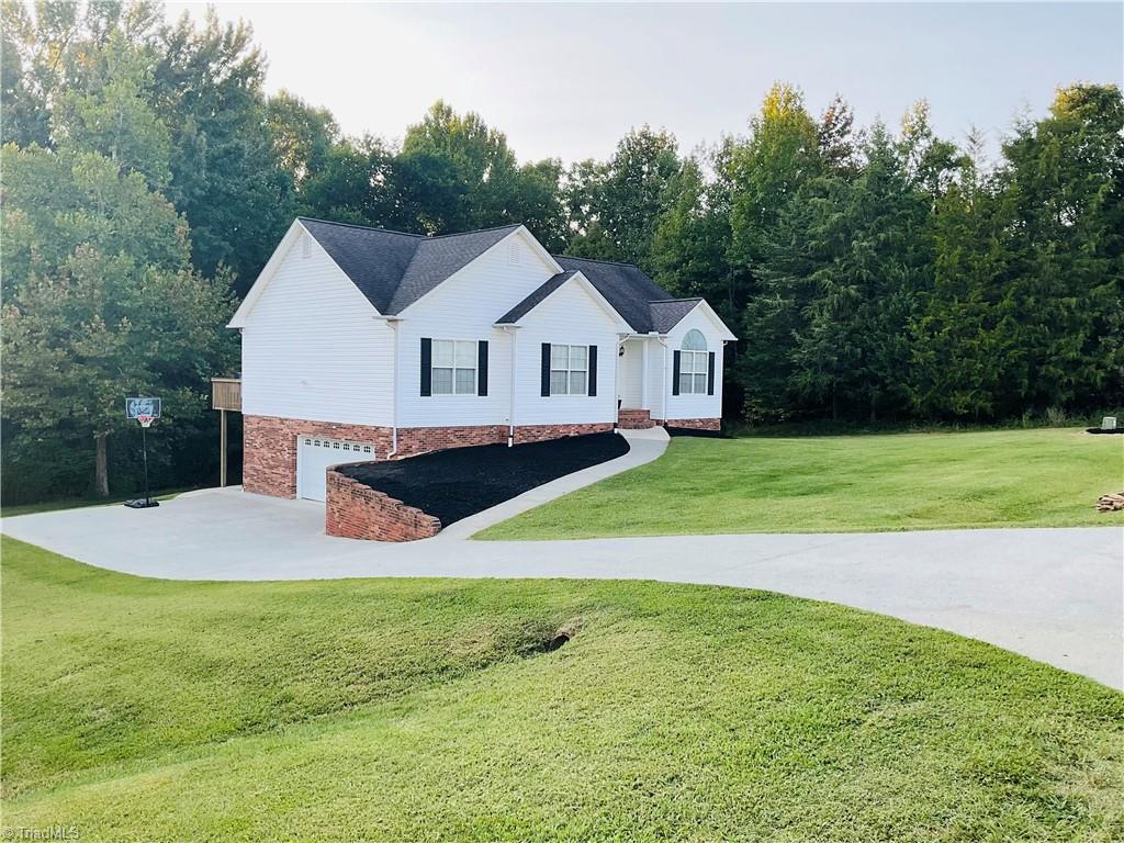 216 Winding Creek Road Mocksville, NC 27028 - Photo 3 of 35