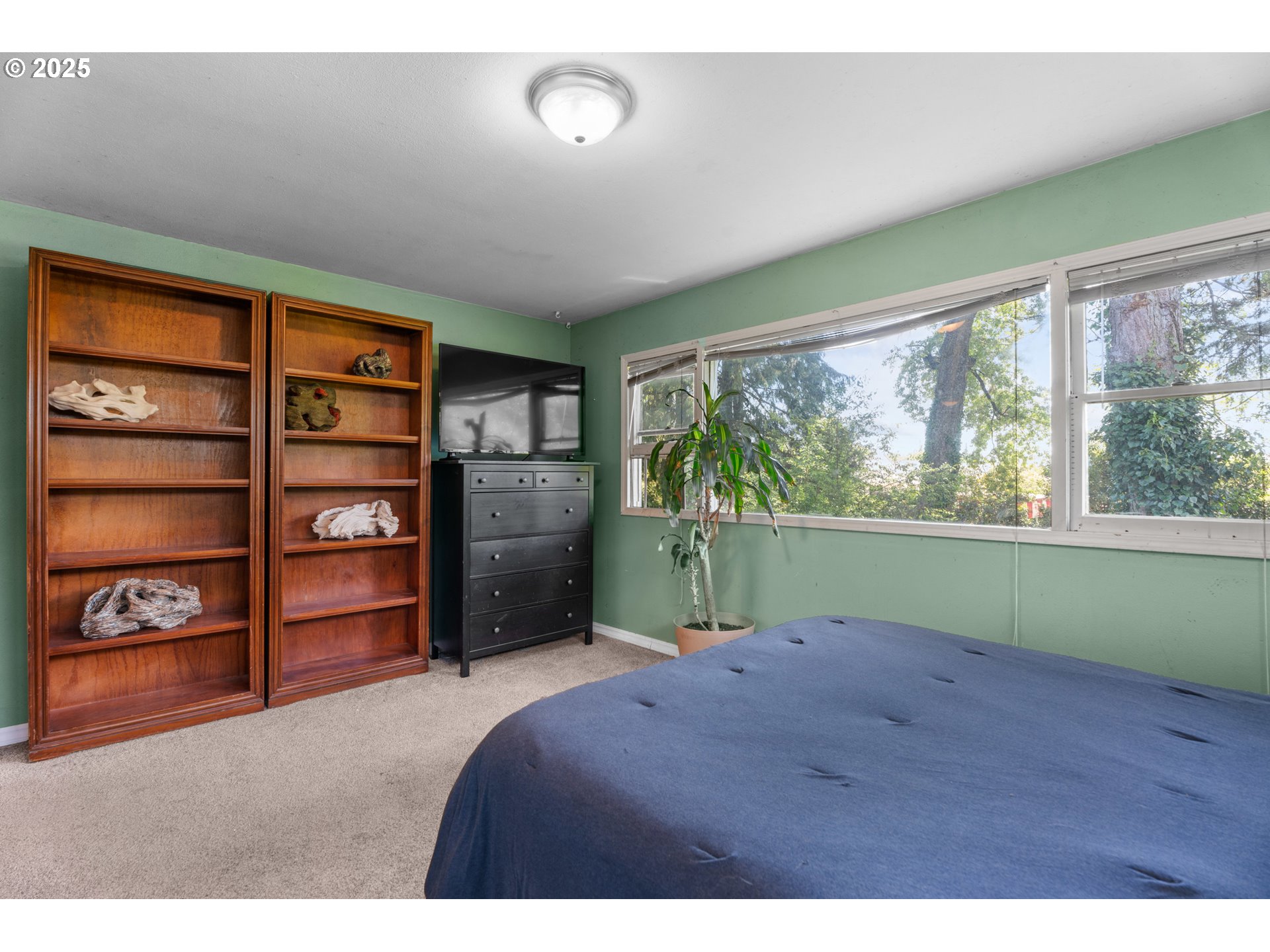 2316 Southwest Troy Street Portland, OR 97219 - Photo 12 of 32 Gallery Image 12