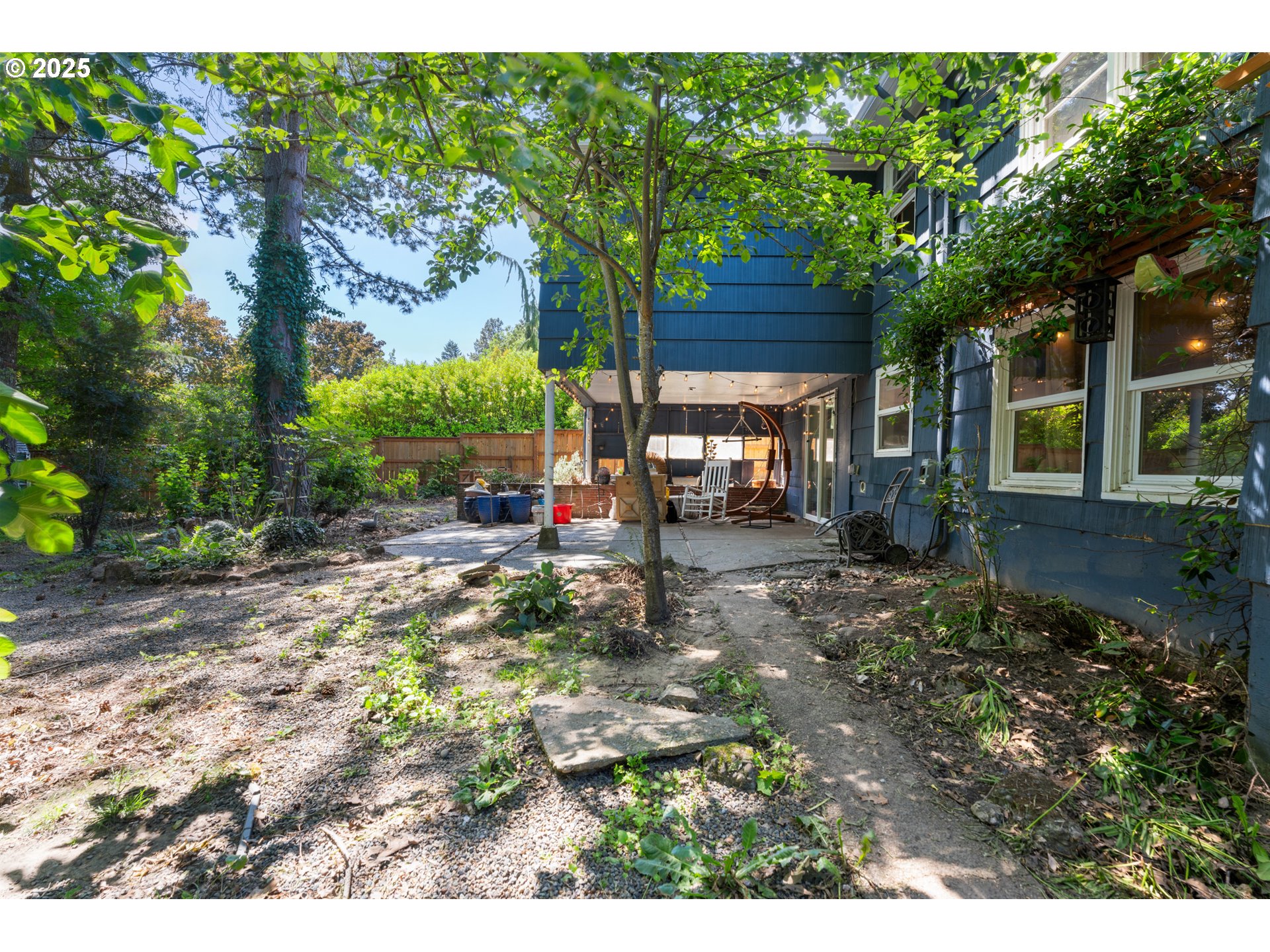 2316 Southwest Troy Street Portland, OR 97219 - Photo 28 of 32 Gallery Image 28