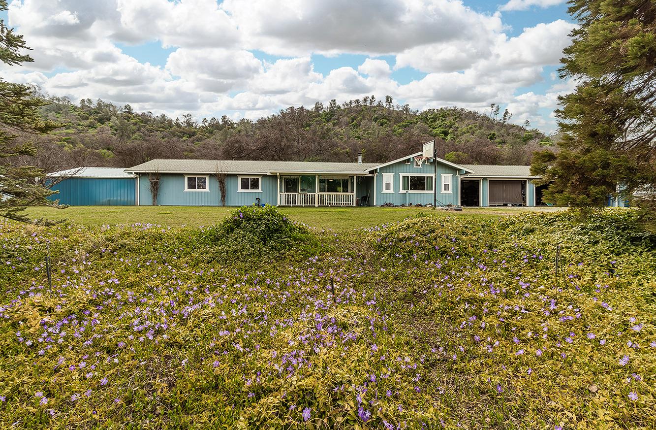 front view of house with a yard