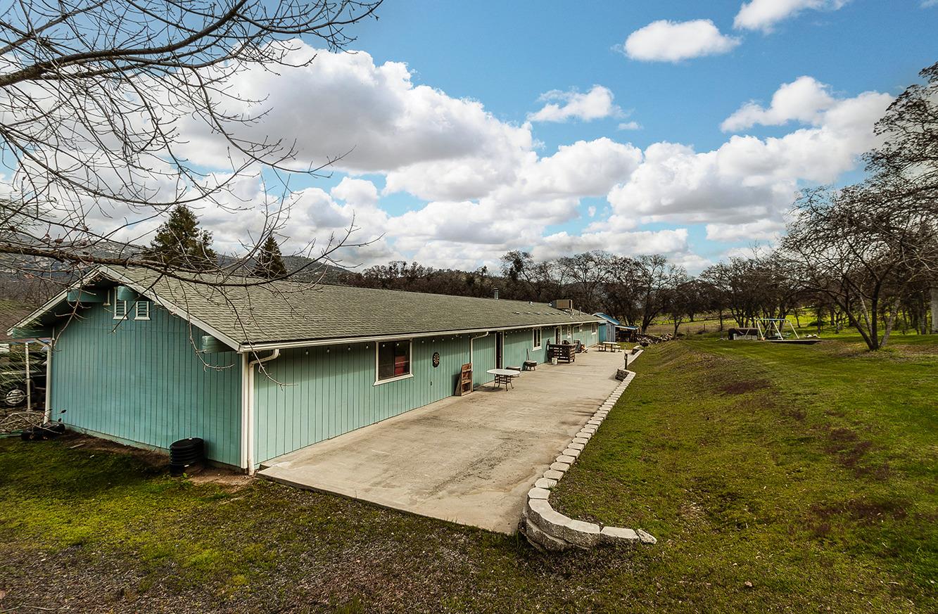 29979 Post Oak Road Tollhouse, CA 93667 - Photo 32 of 42 a view of a backyard