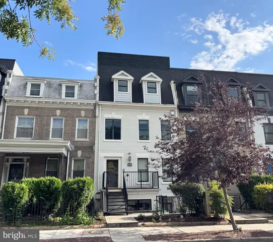 $3,250 | 1476 Harvard Street Northwest, Unit C, Washington, DC 20009