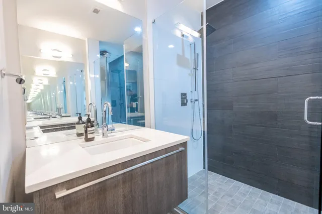 $3,250 | 1476 Harvard Street Northwest, Unit C, Washington, DC 20009