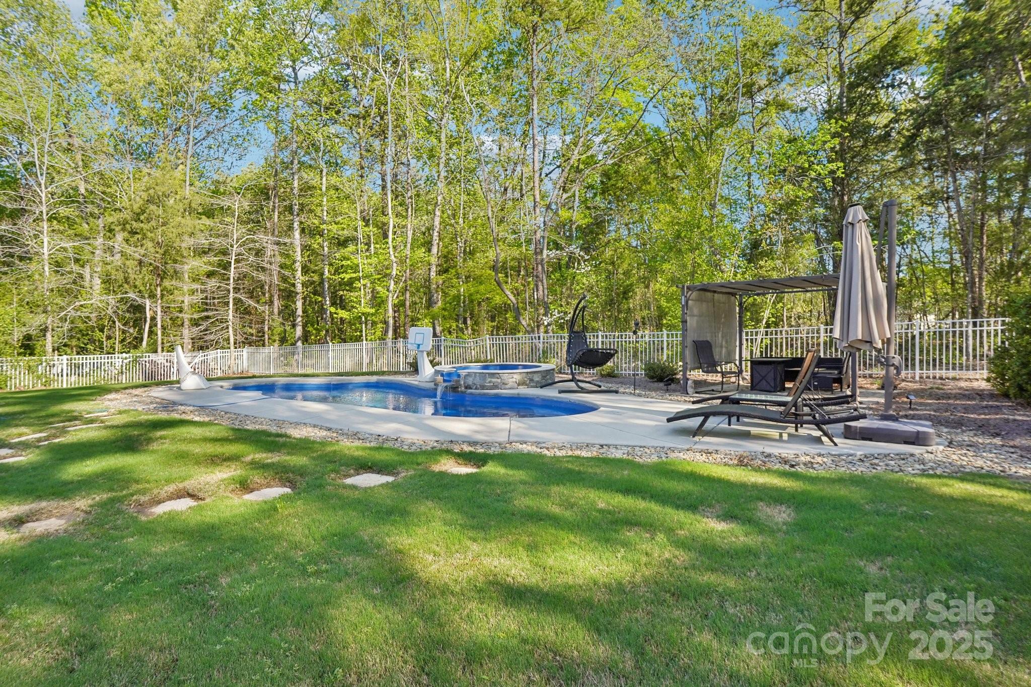 1004 Five Forks Road, Unit 1024 Waxhaw, NC 28173 - Photo 37 of 41 Gallery Image 37