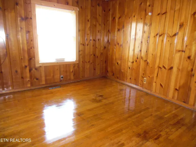 $260,000 | 5503 Kentwood Road, Knoxville, TN 37912