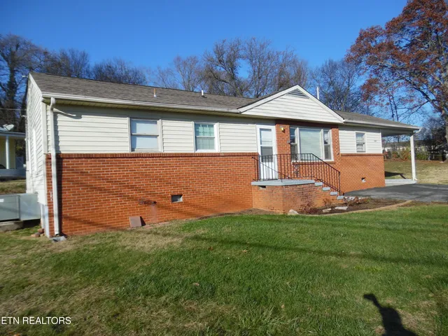 $260,000 | 5503 Kentwood Road, Knoxville, TN 37912