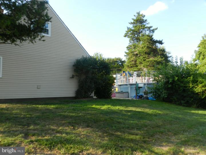 2 Woodbine Road Levittown, PA 19057 - Photo 21 of 25 Side Yard