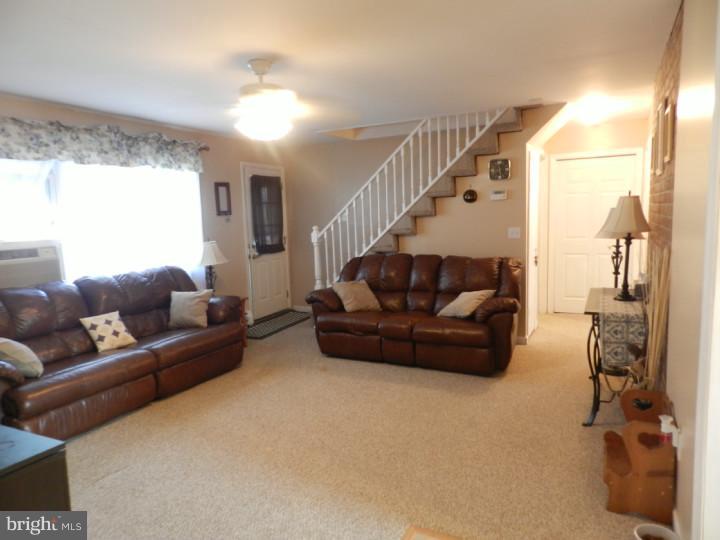 2 Woodbine Road Levittown, PA 19057 - Photo 10 of 25 Living Room