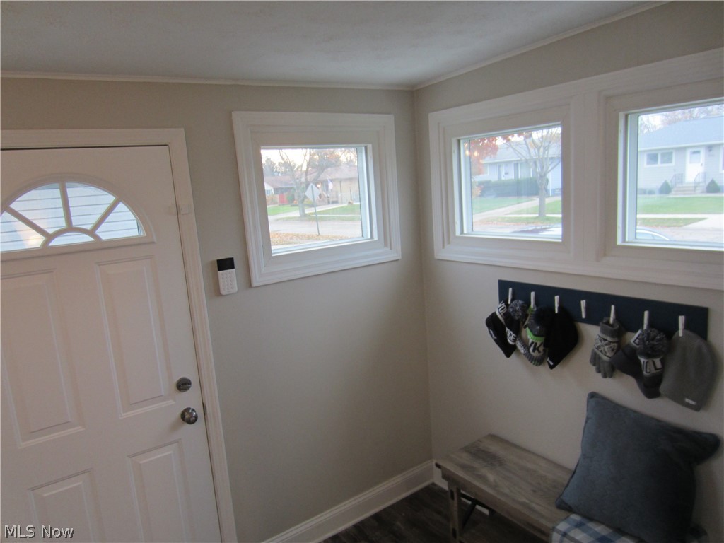 4337 Valleyside Road Cleveland, OH 44135 - Photo 6 of 25 Gallery Image 6