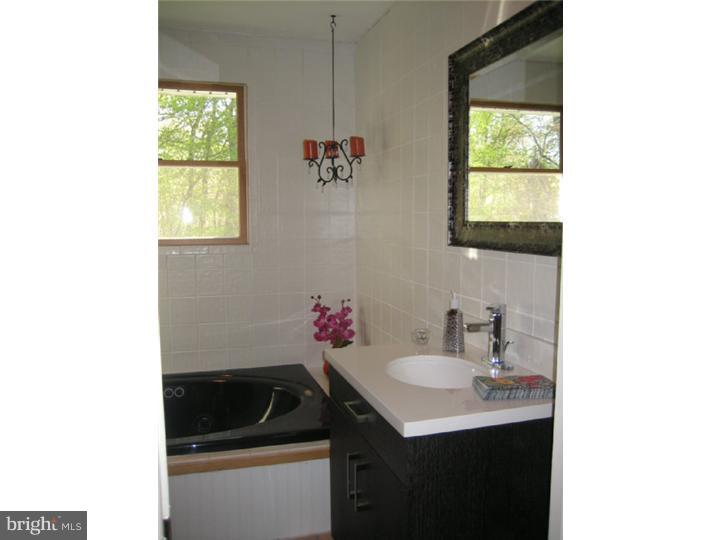 412 Covered Bridge Road Cherry Hill, NJ 08034 - Photo 7 of 23 Bathroom