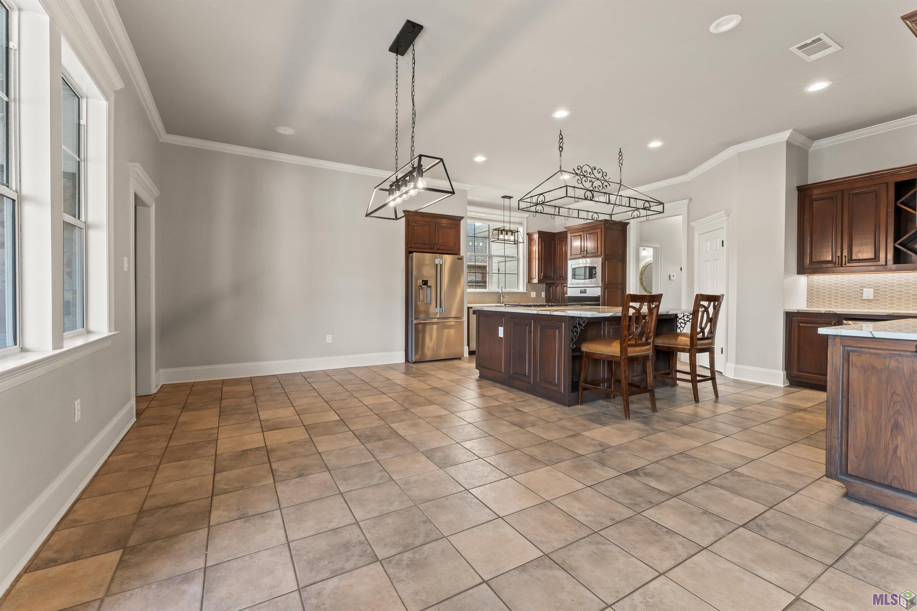 1424 St Alban's Drive Baton Rouge, LA 70810 - Photo 13 of 57