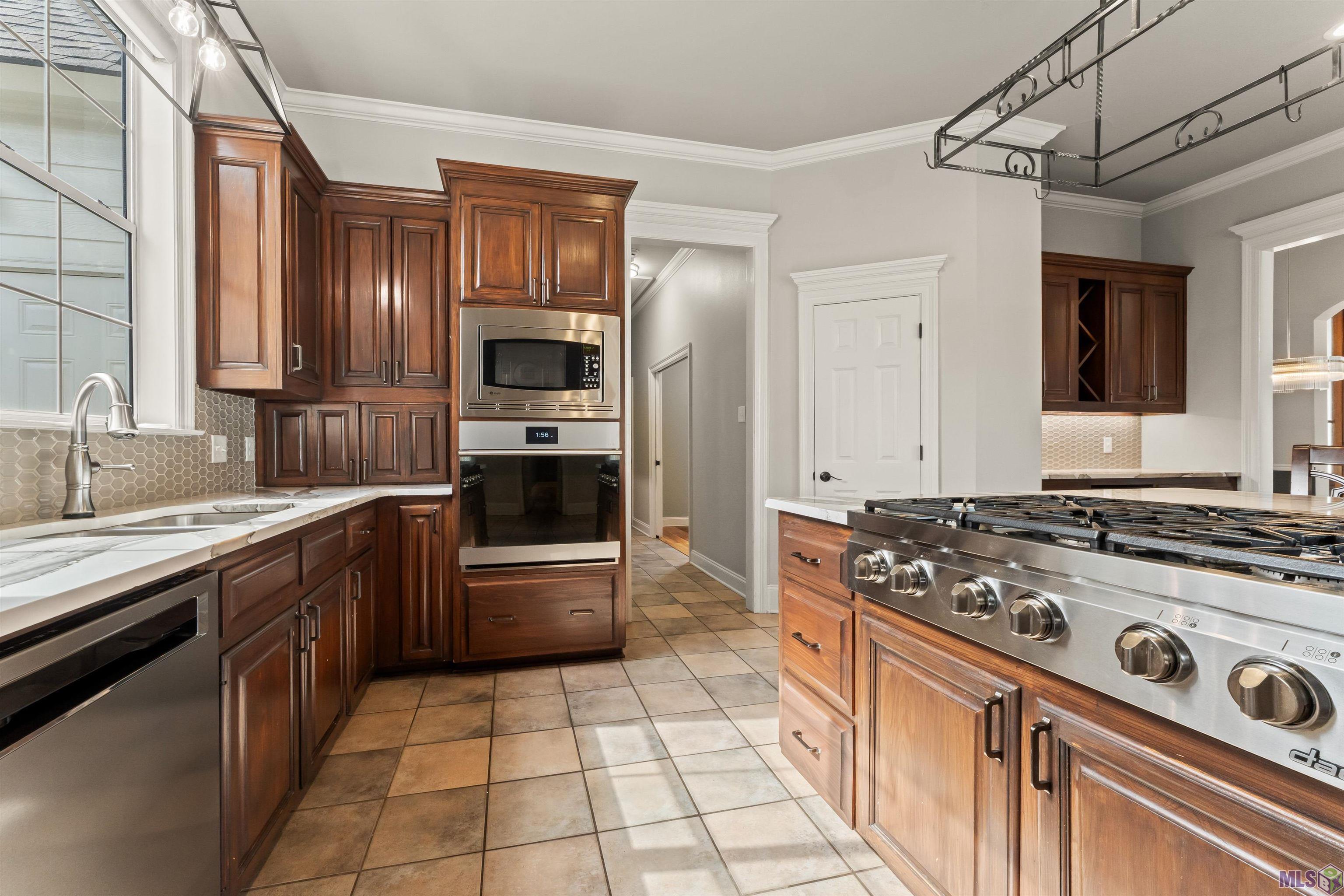 1424 St Alban's Drive Baton Rouge, LA 70810 - Photo 20 of 57