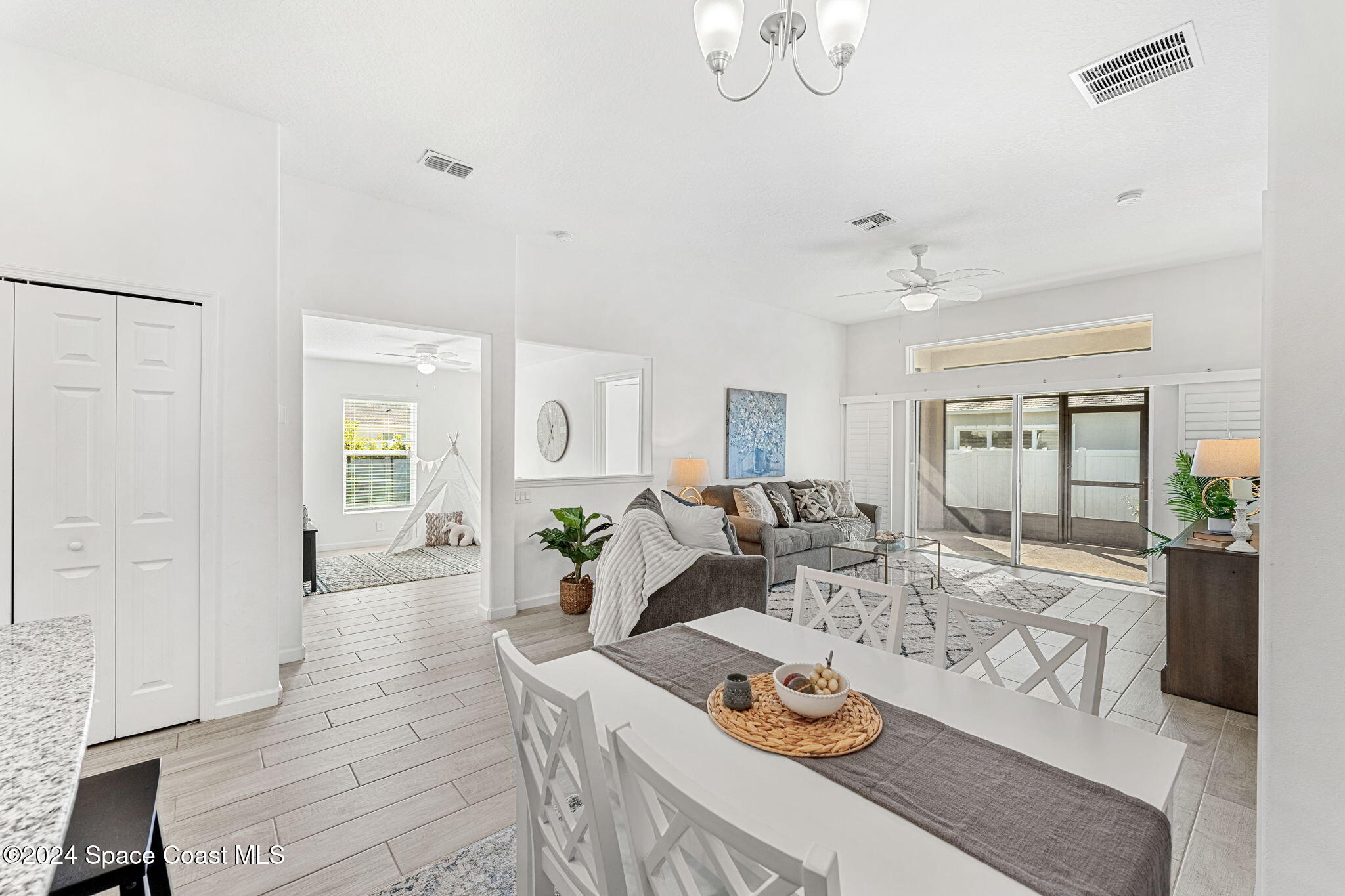3101 R Rhod Taylor Drive Melbourne, FL 32904 - Photo 13 of 60 25-web-or-mls-DSC06272-HDR