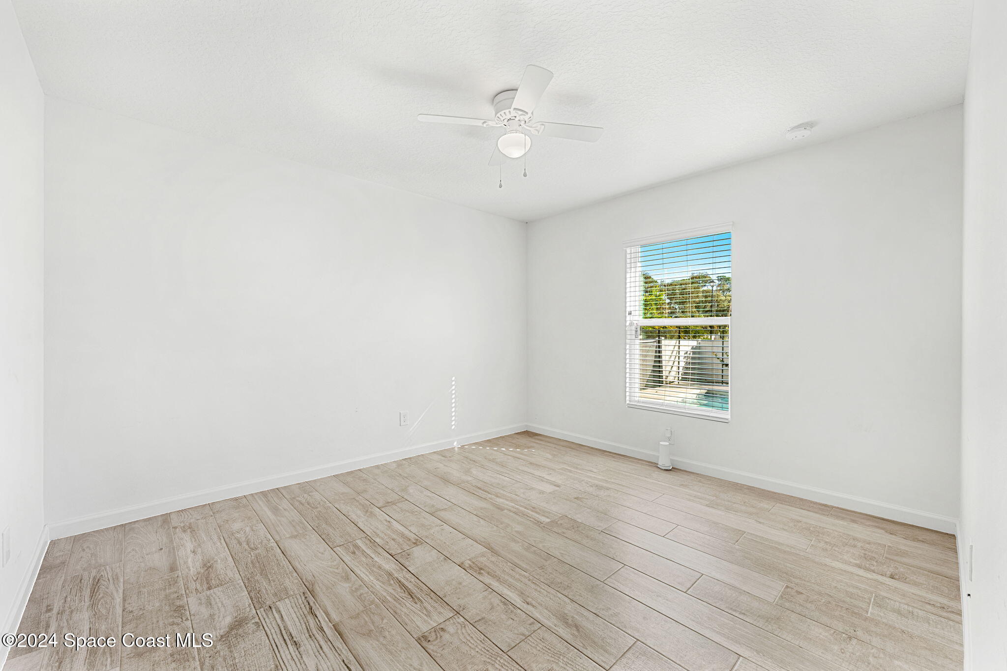 3101 R Rhod Taylor Drive Melbourne, FL 32904 - Photo 27 of 60 32-web-or-mls-DSC06291-HDR