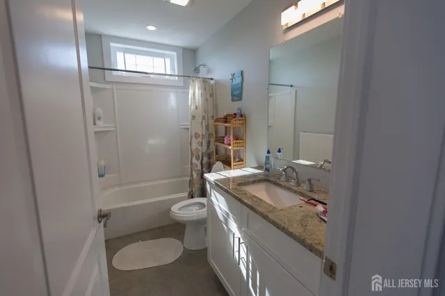 $2,750 | 312 St Louis Avenue, Point Pleasant Beach, NJ 08742