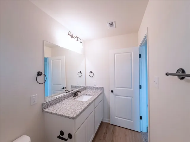 $1,650 | 13837 Enzo Gate, Unit 102, San Antonio, TX 78253