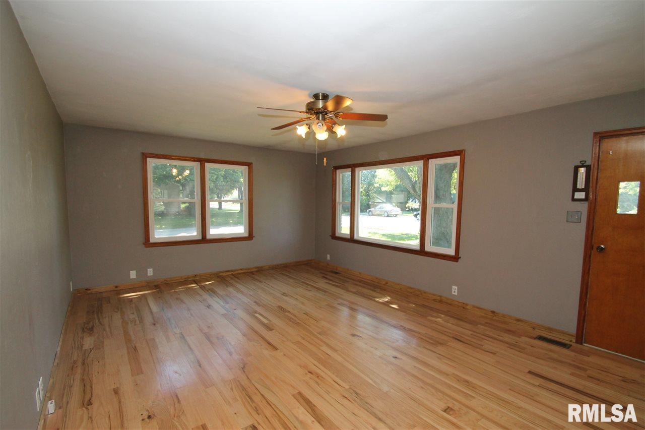 701 West Progress Street Metamora, IL 61548 - Photo 5 of 26 Gallery Image 5