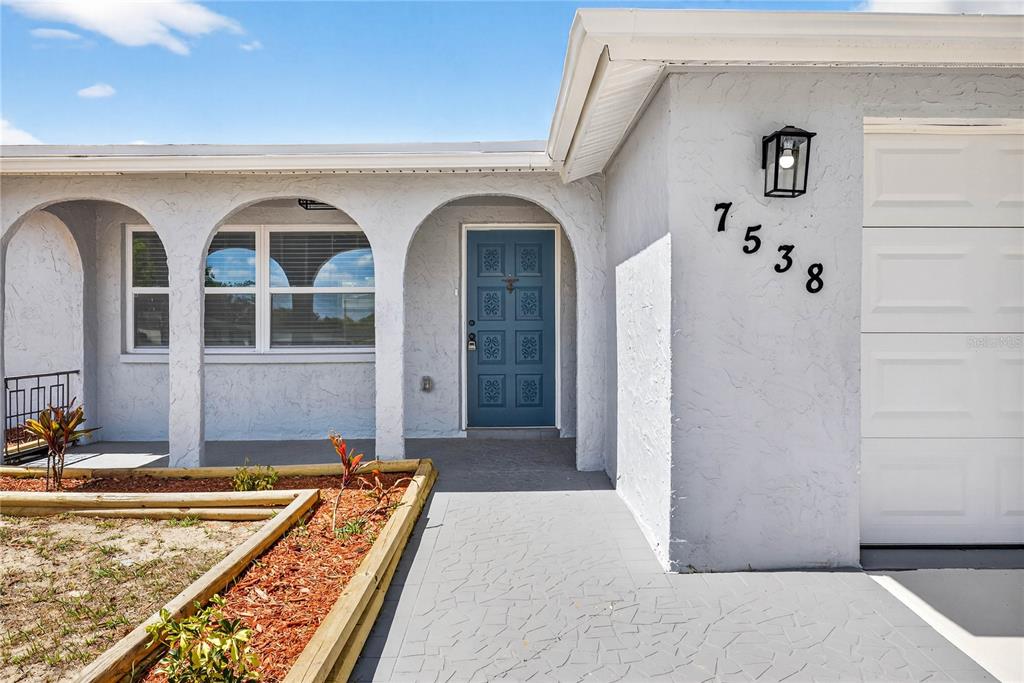7538 Gulf Highlands Drive Port Richey, FL 34668 - Photo 3 of 18