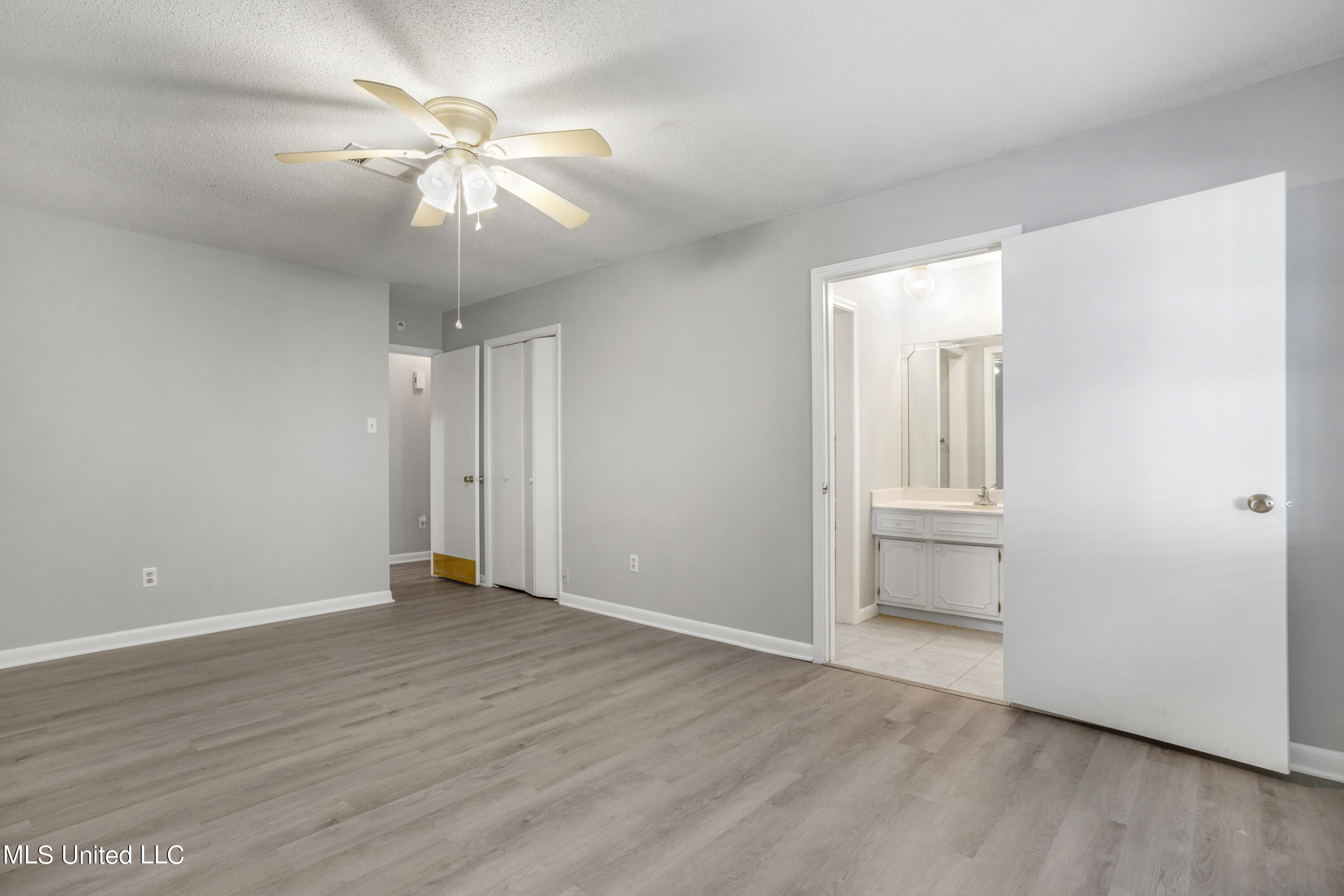 3223 Nottingham Road Ocean Springs, MS 39564 - Photo 18 of 24 018