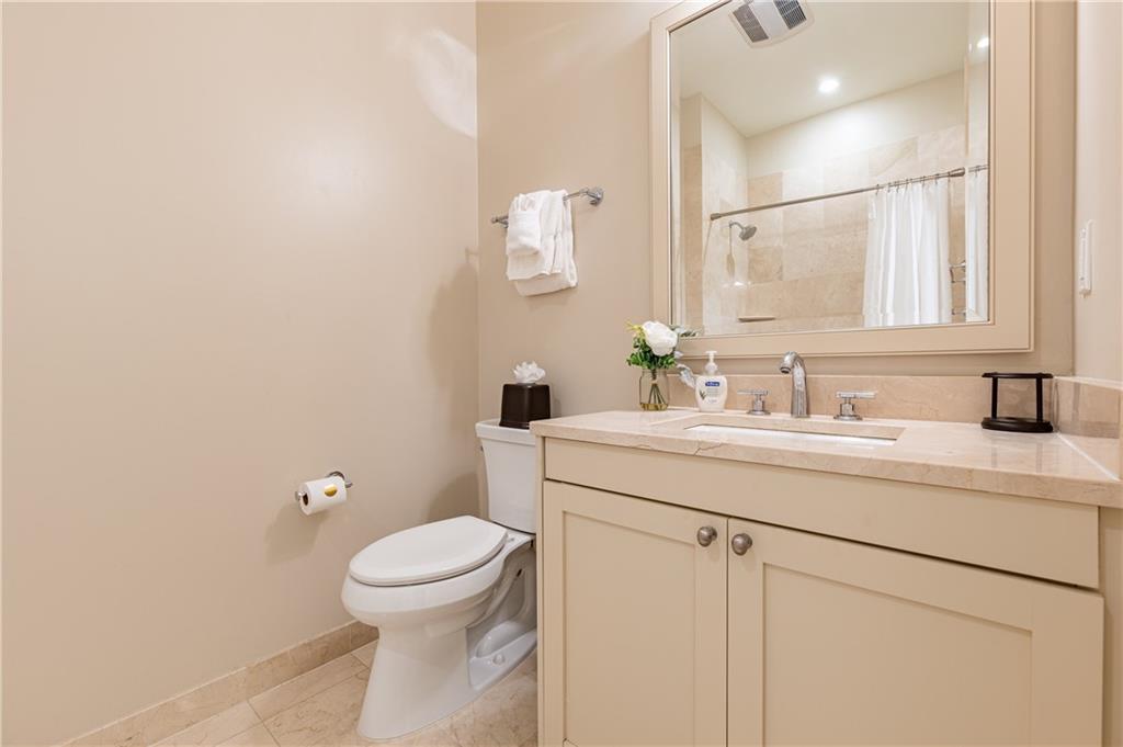 220 Decatur Street, Unit 202 New Orleans, LA 70130 - Photo 18 of 29