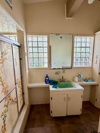 $186,000 | 1021 Le Duke Boulevard, Longview, TX 75601