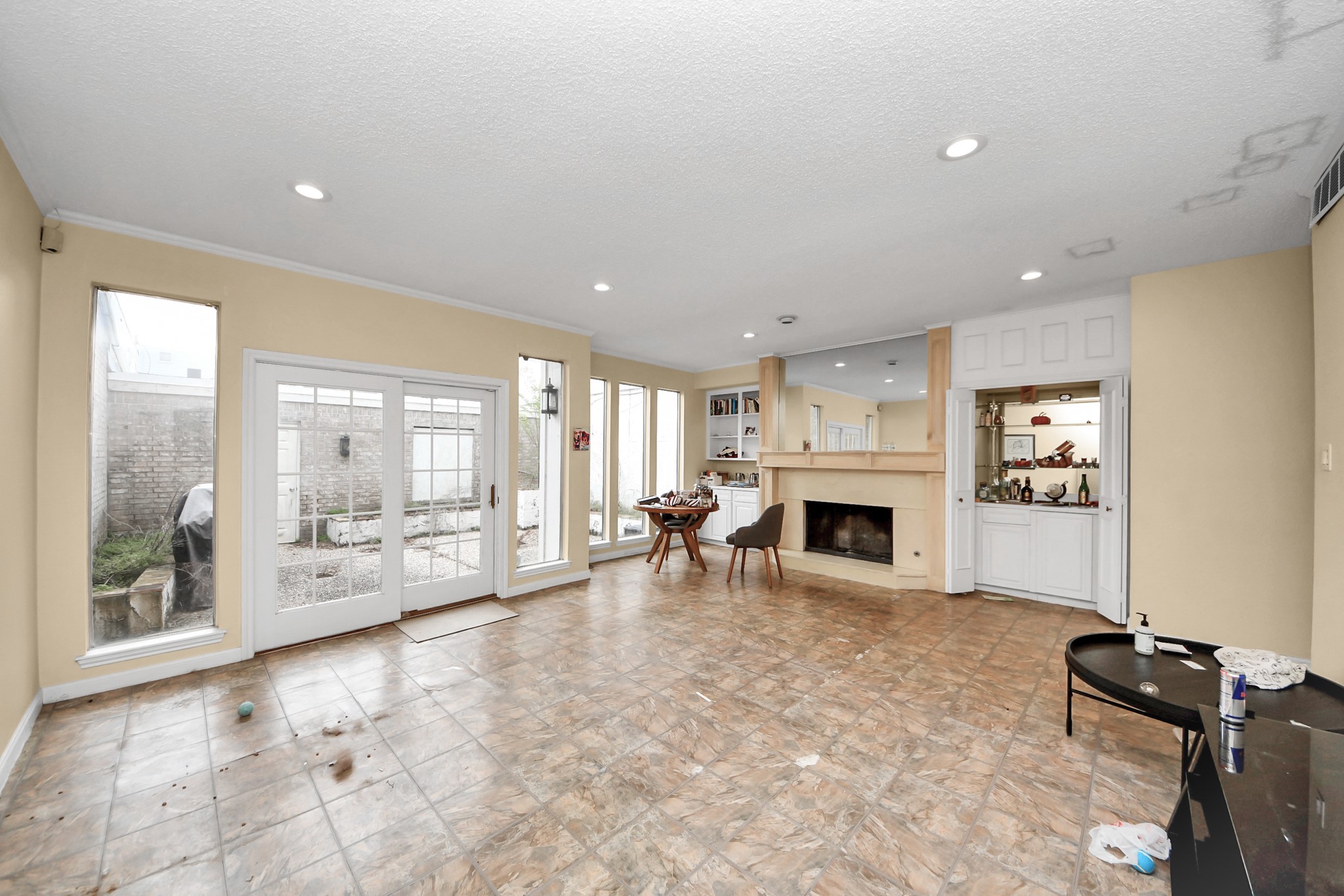 1734 South Gessner Road Houston, TX 77063 - Photo 4 of 19