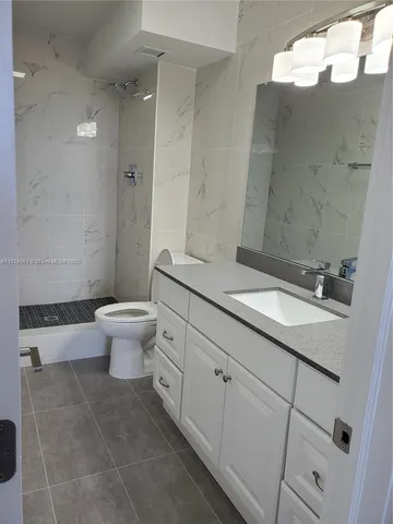 $275,000 | 13499 Biscayne Boulevard, Unit 1105, North Miami, FL 33181