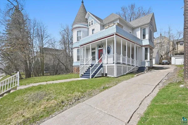$675,000 | 1727 East Superior Street, Duluth, MN 55812