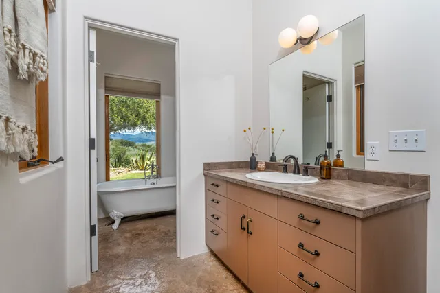 $3,149,000 | 3550 Live Oak Road, Santa Ynez, CA 93460