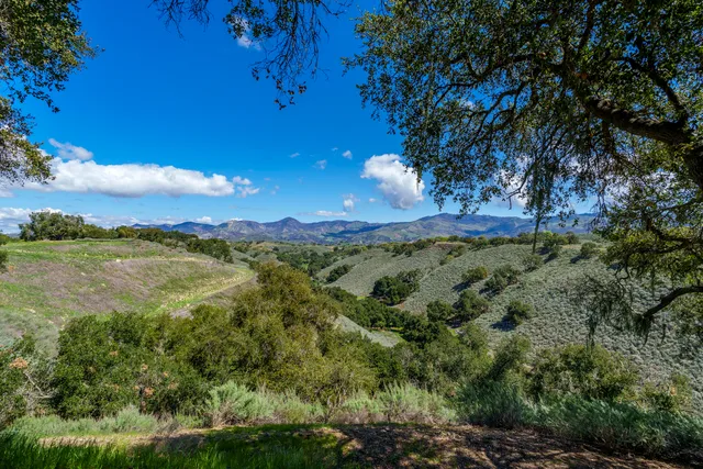 $3,149,000 | 3550 Live Oak Road, Santa Ynez, CA 93460