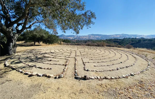 $3,149,000 | 3550 Live Oak Road, Santa Ynez, CA 93460