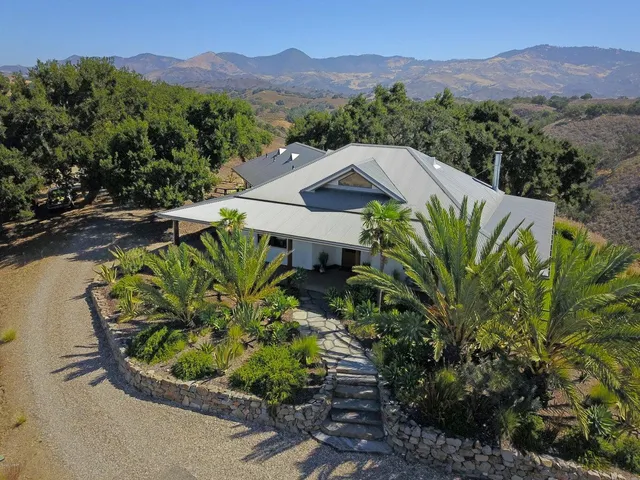 $3,149,000 | 3550 Live Oak Road, Santa Ynez, CA 93460